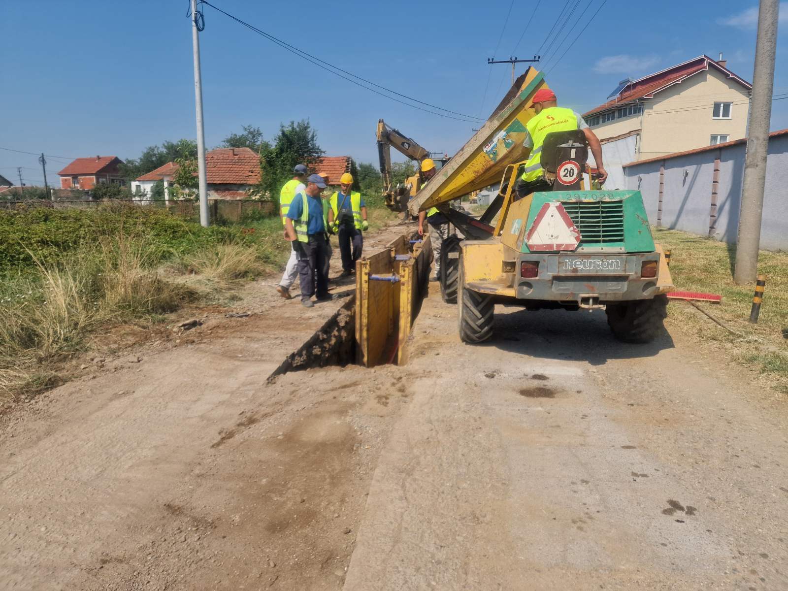 У оквиру ОРИО пројекта на територији Лесковца до сада изграђено 32 километра, односно око 40% уговорене дужине канализационе мреже - Град Лесковац